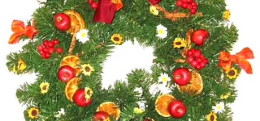 Decorazioni di Natale: Ghirlanda Natalizia fai da te