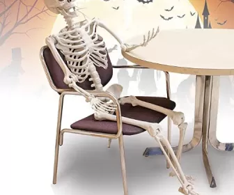 scheletro cena halloween