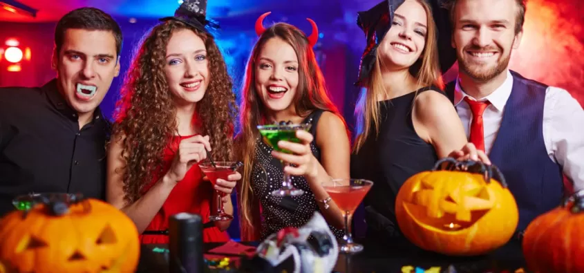 Organizzare una festa di Halloween per adulti