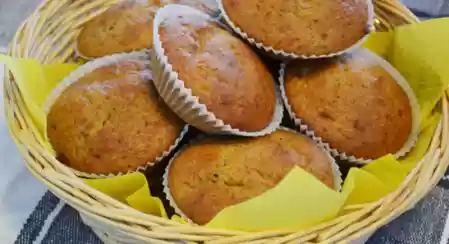 Come riciclare la colomba pasquale: muffin con sorpresa